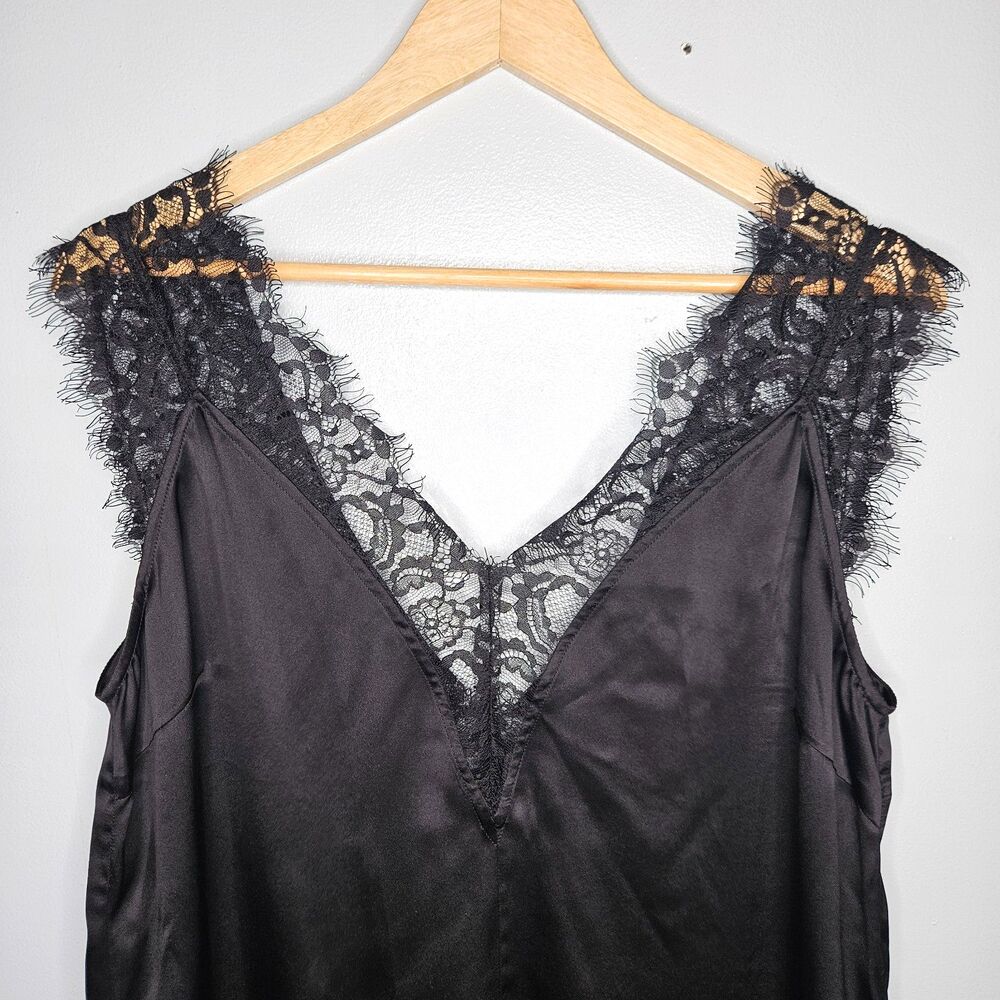 Elegant Black Lace Trim Tank Top - Picture 2 of 9